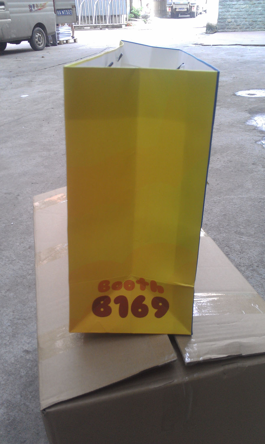 custom paper gift bag.jpg